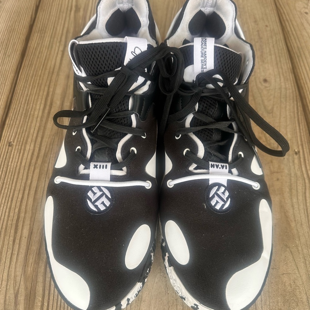 Adidas James Harden Signature basketball shoes - Picture 3 of 11